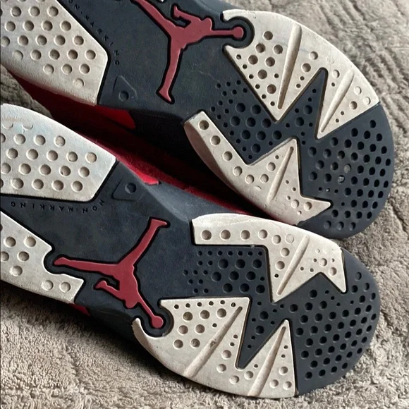 Jordan Kids Red and Black Sneakers Youth Size 2 - Picture 7 of 8